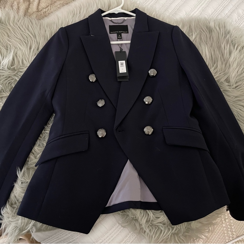 NEW Banana Republic blazer. VERY cute!